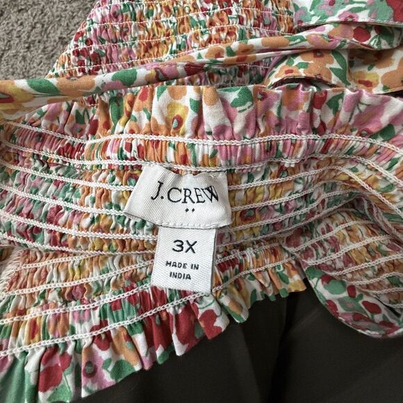 J. Crew Factory Floral Smocked Women's Tank Top - Picture 4 of 6
